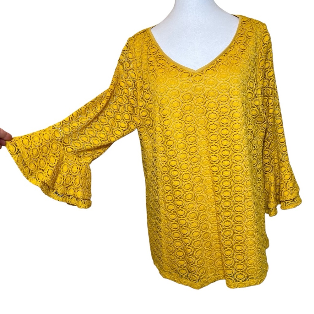 Roz & Ali Womens Plus SZ 1X Blouse Mustard Crochet Lace Flowy Bell Sleeves